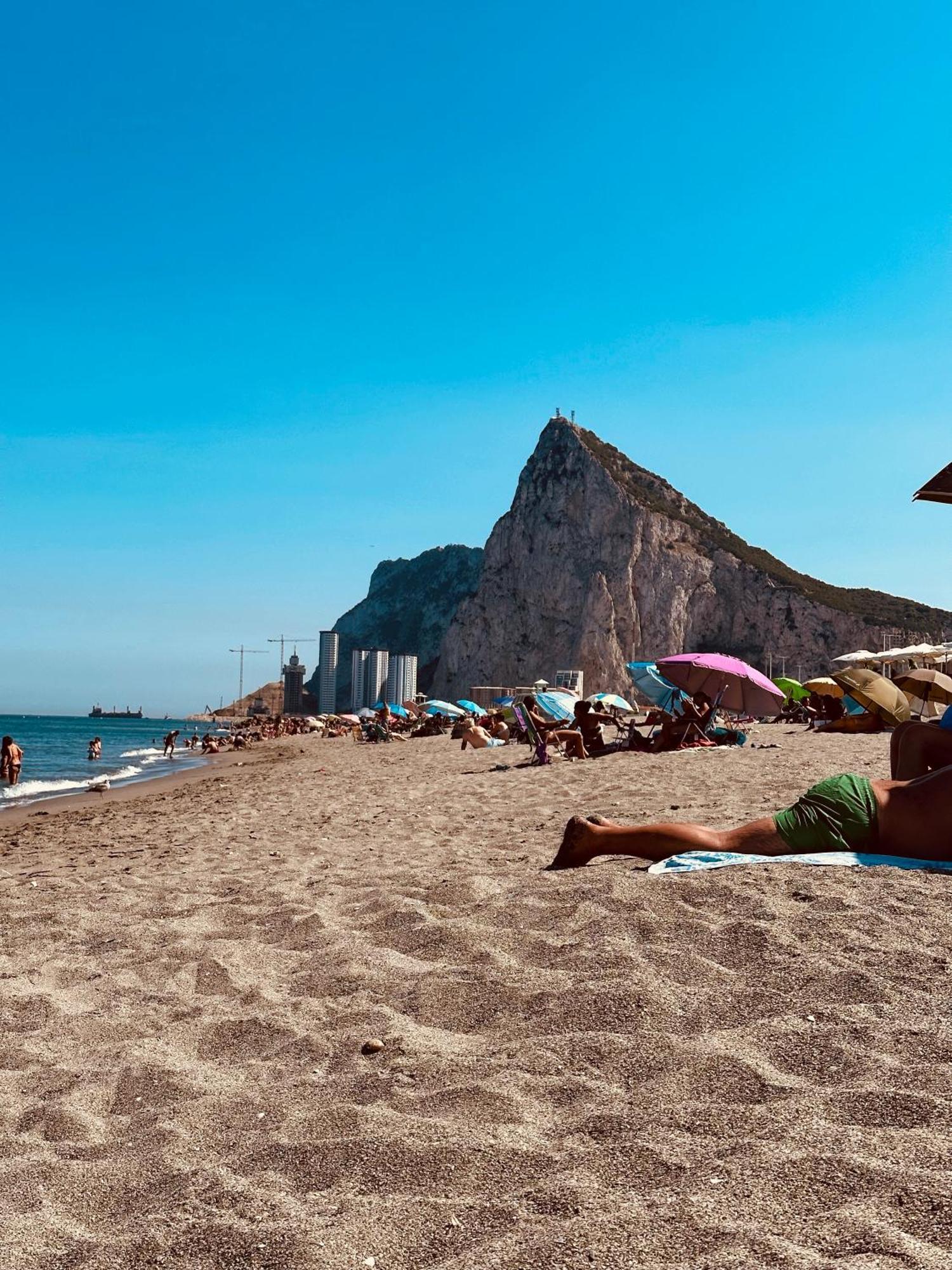 Newly Decorated Close To Beach La Linea de la Concepcion Exterior photo